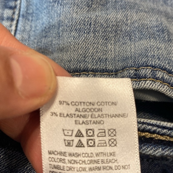 Lucky Brand Shorts The Roll Up Shorts Button Fly Jean Shorts Distressed … - Picture 11 of 11